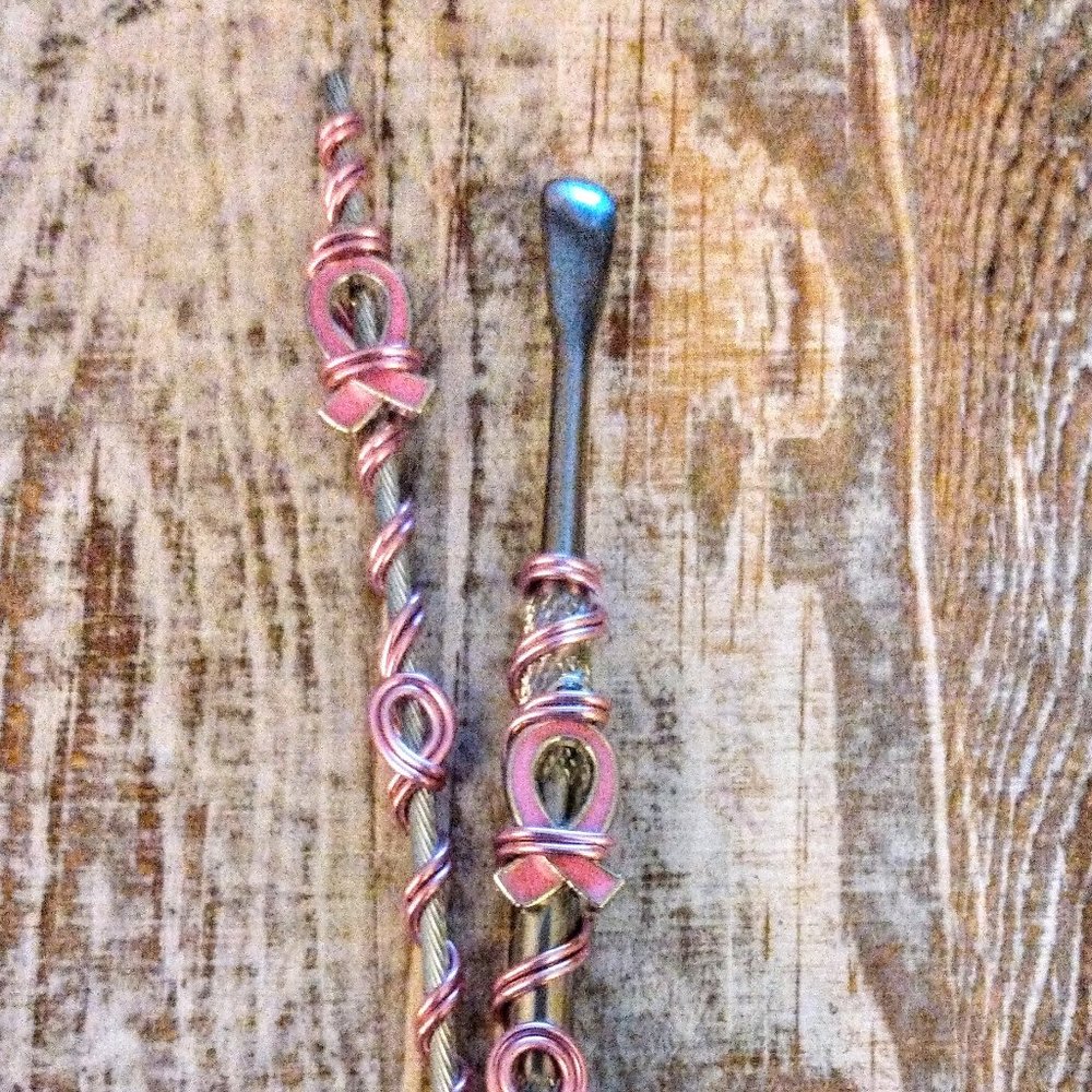 Breast Cancer Awareness ATM Card Clip Roach Clip, And Wax Carving Tool Set
